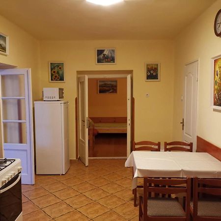 Viktor Vendégház Tokaj Exterior foto