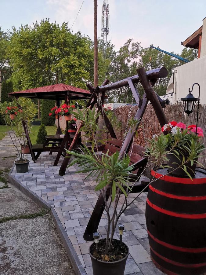 Viktor Vendégház Tokaj Exterior foto